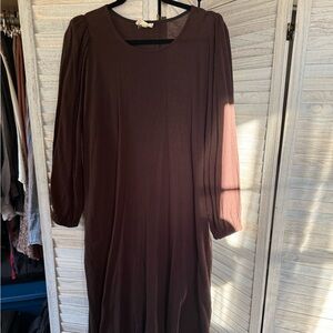 Ovate dress